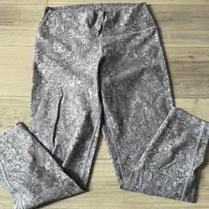 Fabletics crops size M